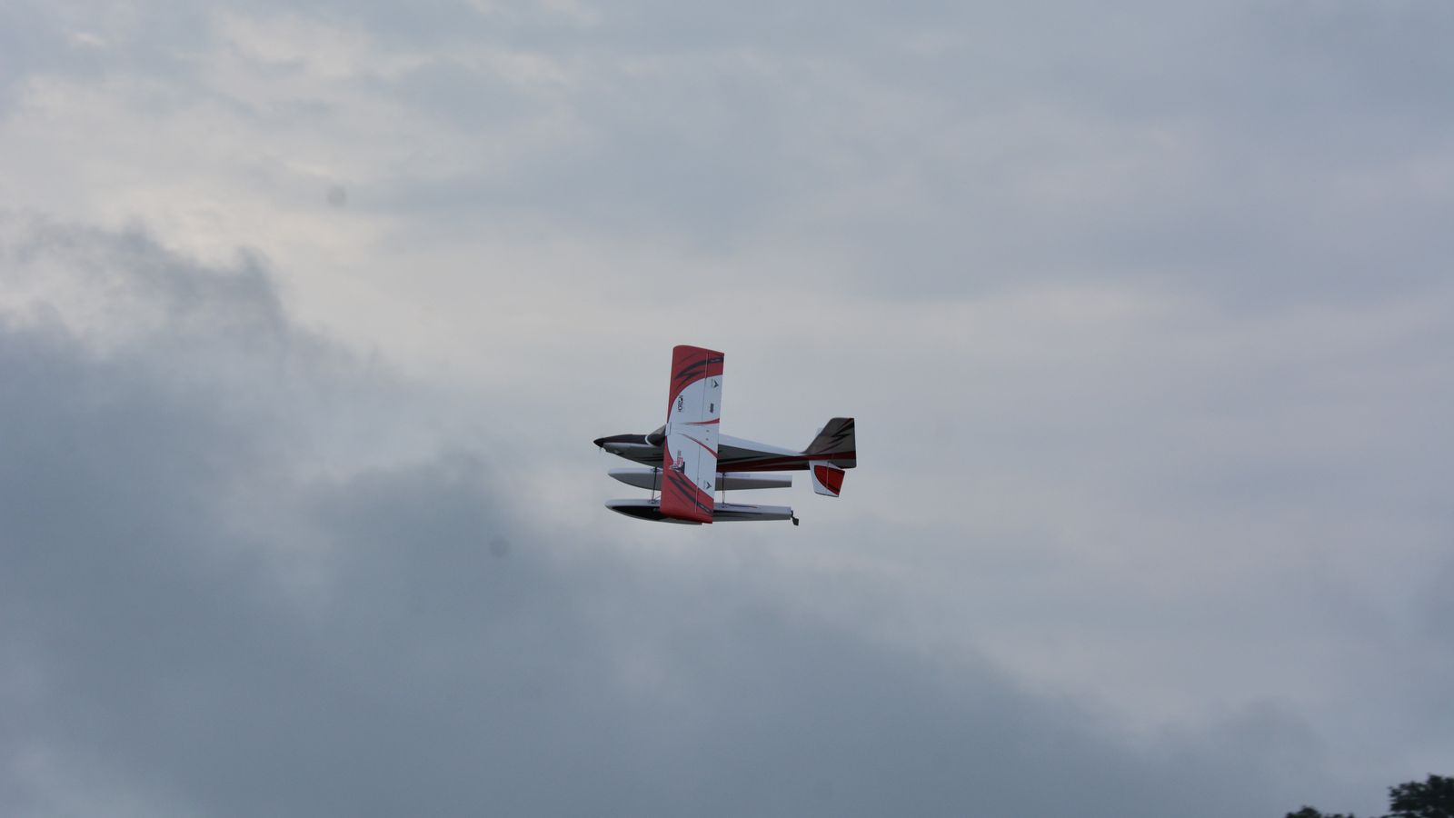 ADC_7525